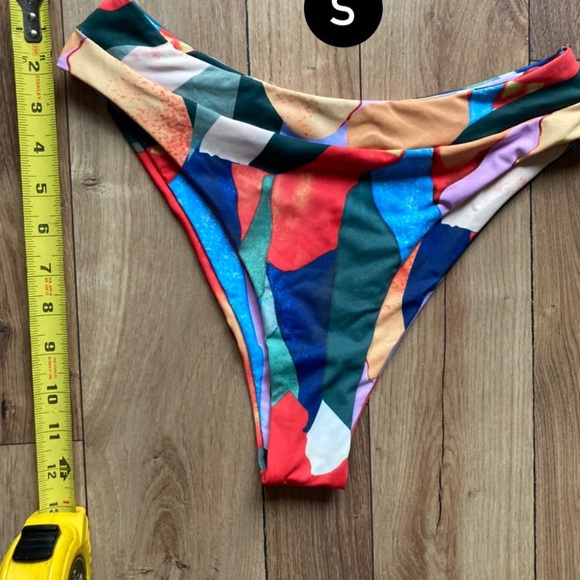 NWT High Cut Bikini Bottoms - Picture 6 of 6